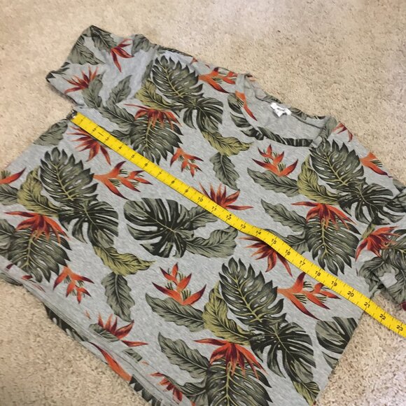 Tropical Botanical Floral Cotton Short Sleeve Tee - Picture 10 of 14